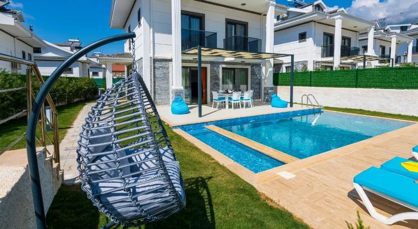 Hisar 1 - 4 Bedroom Holiday Villa in Hisarönü - Image 1