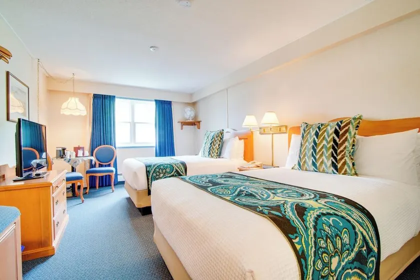 Holland America Dawson City Inn - Image 1