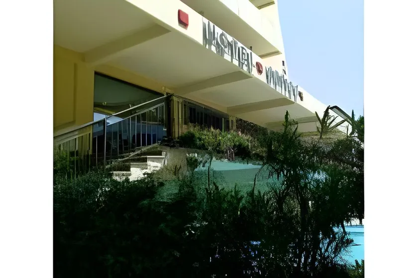 Hotel Artide - Beach Front - Image 1