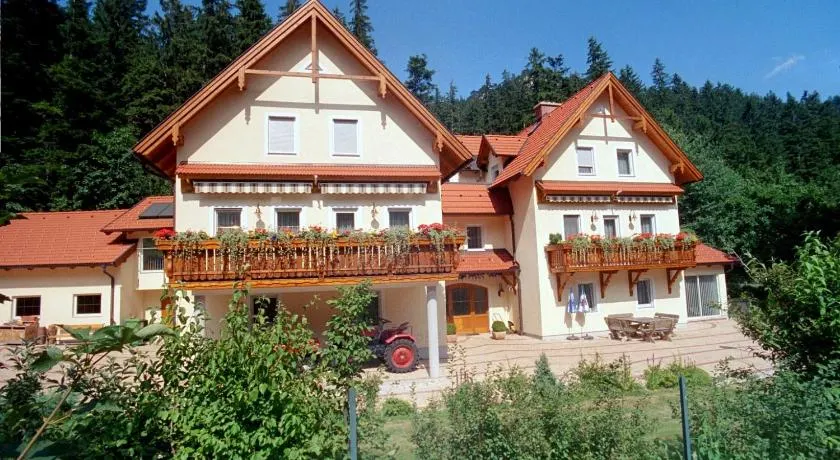 Haus Lenz Ferienwohnungen - Fam Ostermann - Image 1