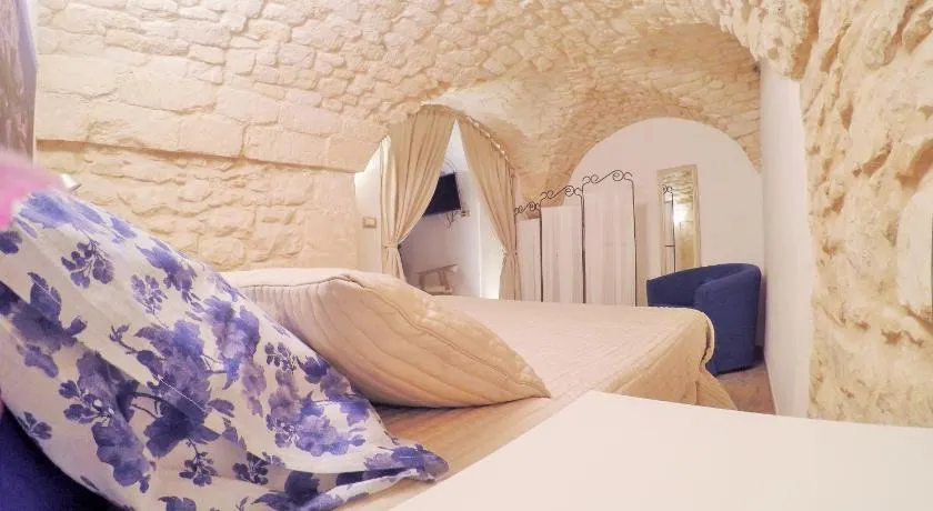 Al Borgo dell'Arte Suite - Image 1