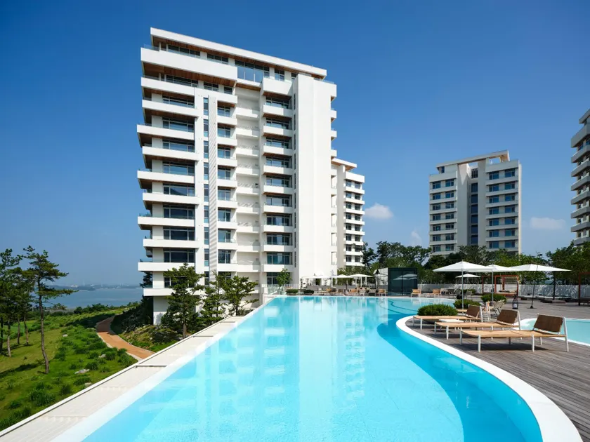 The Heaven Resort - Image 1
