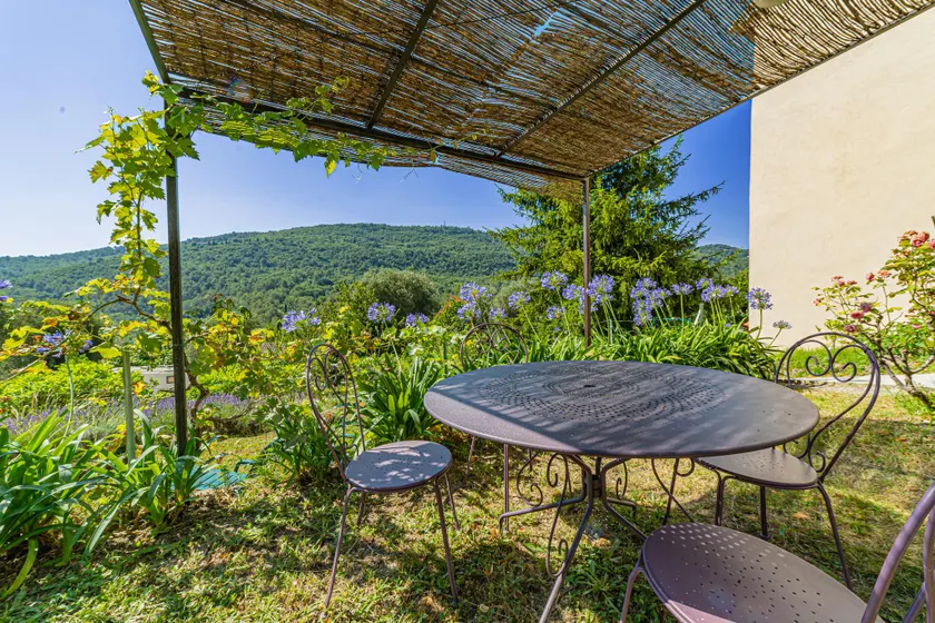 Locations-06 La Maison De Noelie 1er Etage Gite 4 étoiles En Agritourisme - Image 1