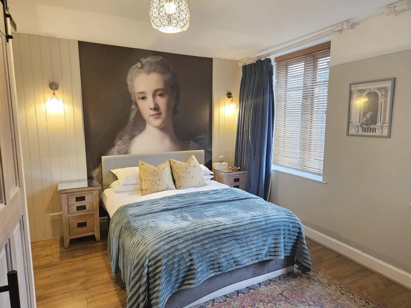 Cotswold Gardens Bed and Breakfast - Image 1