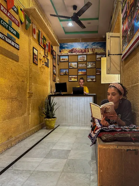 Fort Side Hostel - Image 1