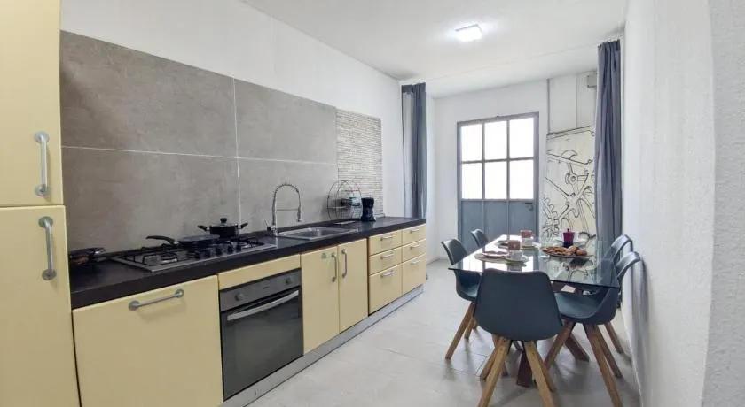 Workx - Standard Appartment - Image 1