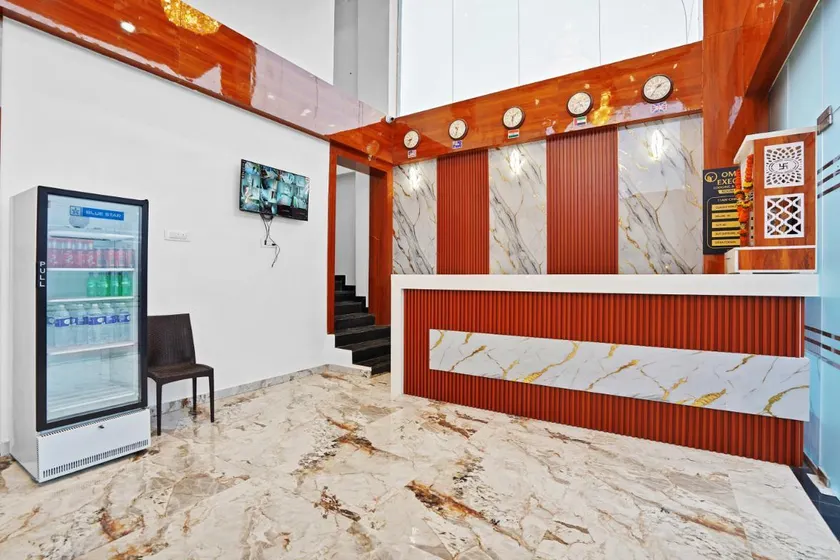 OMKAR EXECUTIVE NAGAR ROAD - Image 1