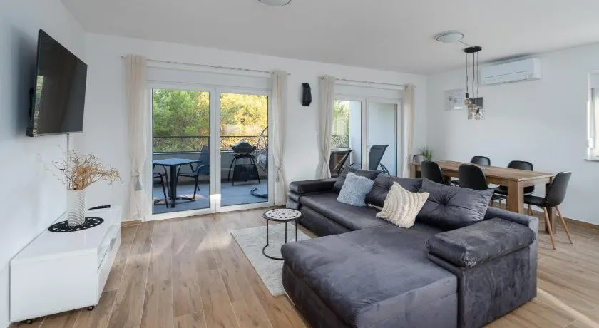 Number One Apartments - Image 1
