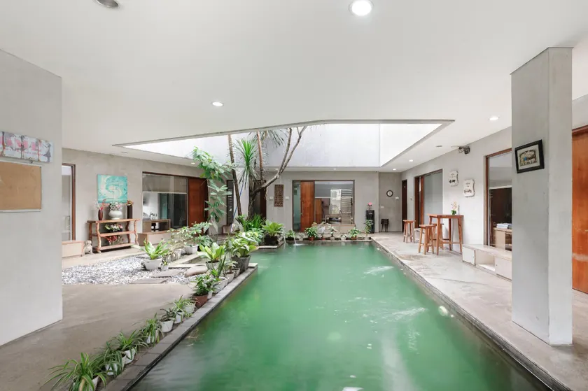 Urbanview Hotel The Lodge Karawaci - Image 1