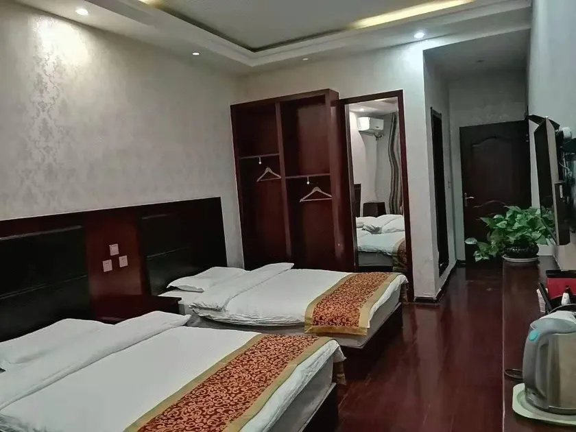 Business Park Hotel - Image 1