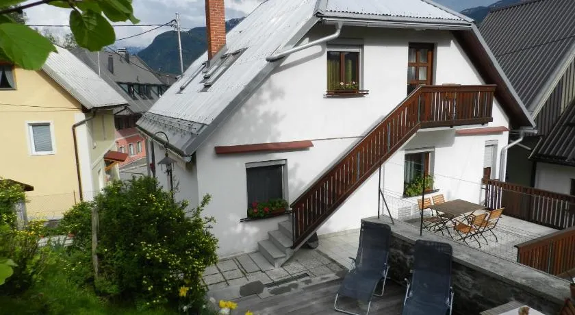 Apartments Dvor - Image 1