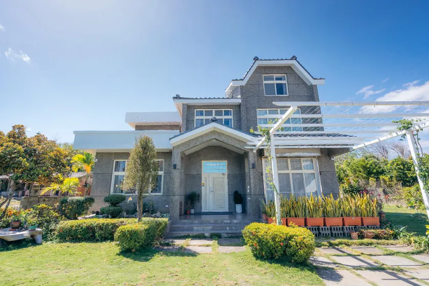 Maura's House Youyu - Image 1