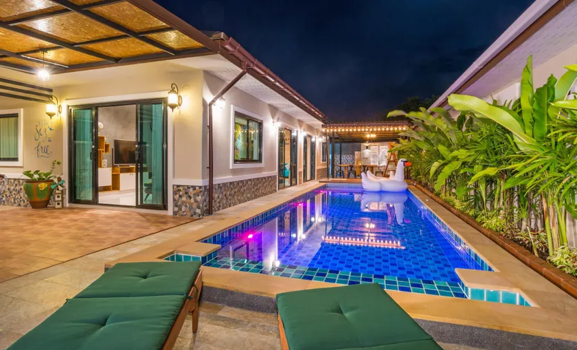 Villa De Sea Aonang - Image 1