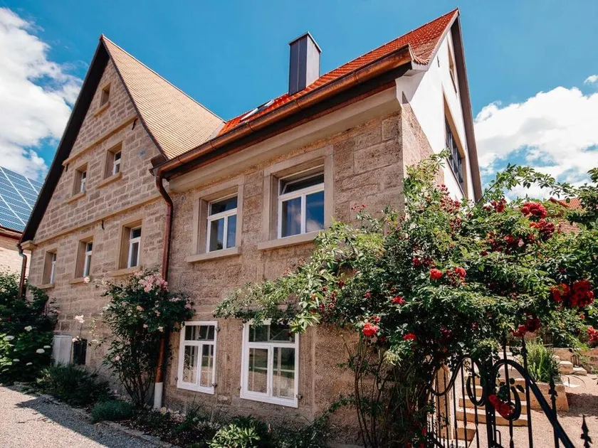 Abendscheins Hof - Image 1