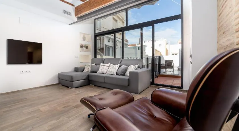 FLORIT FLATS - CENTER Luxurious 1BR 1BA Terrace WI-FI AC - Image 1
