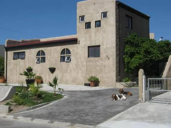 Villa Ocean Crest B&B - Image 1