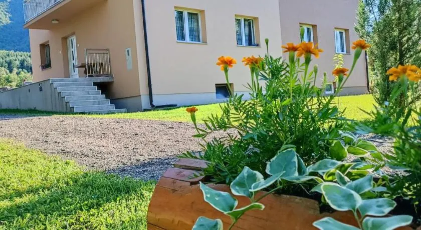 Guesthouse Nikolina - Image 1