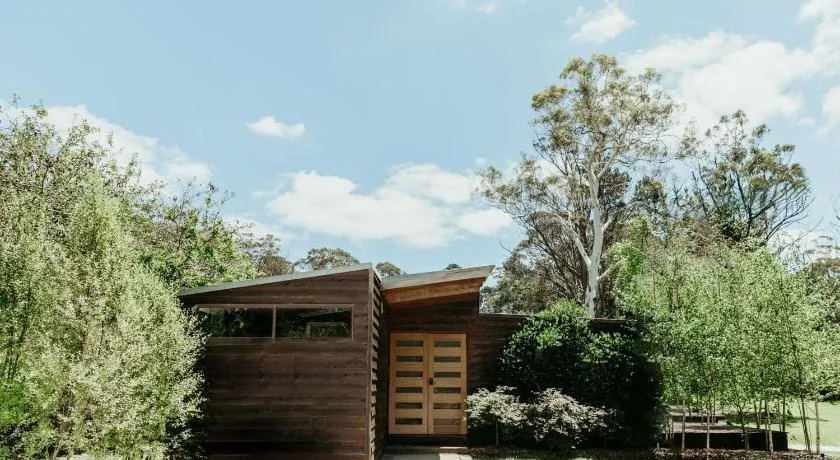 The Artemis Cottage - Image 1