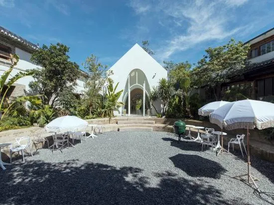 DALI OASIS  MANOR - Image 1