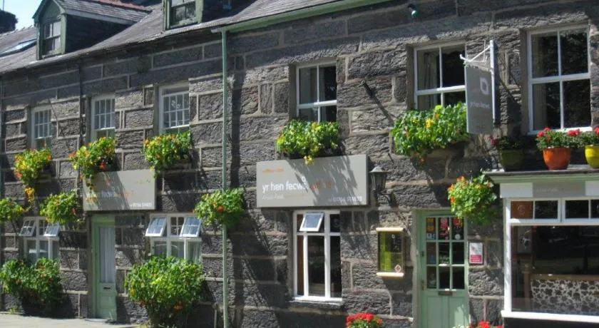 Yr Hen Fecws - Image 1