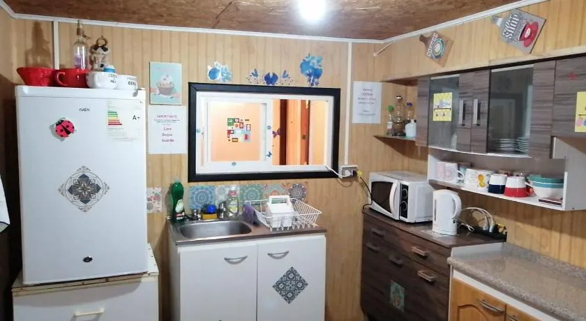 "Mi Hostal Tu Casa" Hostal Familiar SOLO EMPRESAS, TURISTAS y VIAJEROS Espacio para BICICLETAS y MOTOS - Image 1