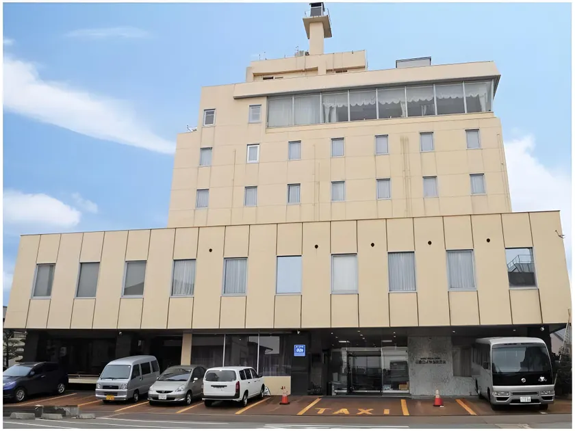 Sanjo Royal Hotel - Image 1