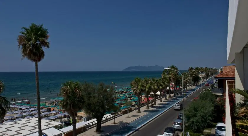 Hotel Ristorante Centosedici - Image 1