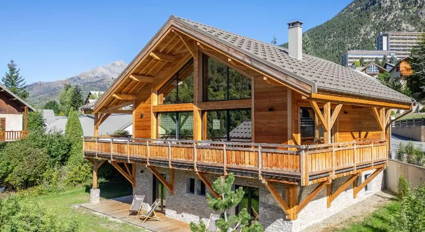 Chalet luxe & spa, BLACK PEARL - Image 1