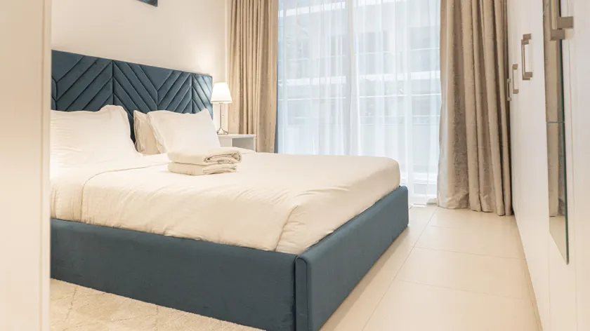 Elegant 1BHK Apartment with Courtyard View in Pacific Al Marjan Island - Image 1