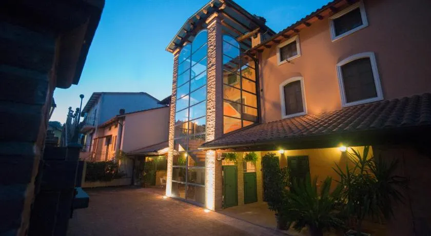 Residenze L'Uncinaia Holiday House - Image 1