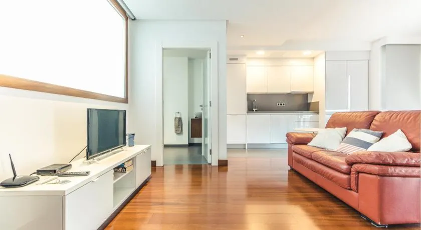 Apartamento vacacional con terraza | Vistas a la playa | Ideal para teletrabajar - Image 1