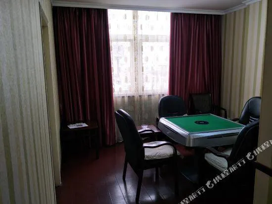 TangChao Hotel - Image 1