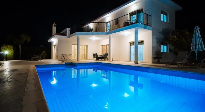 Eframia Dyo by Prestige Bookings - Image 1
