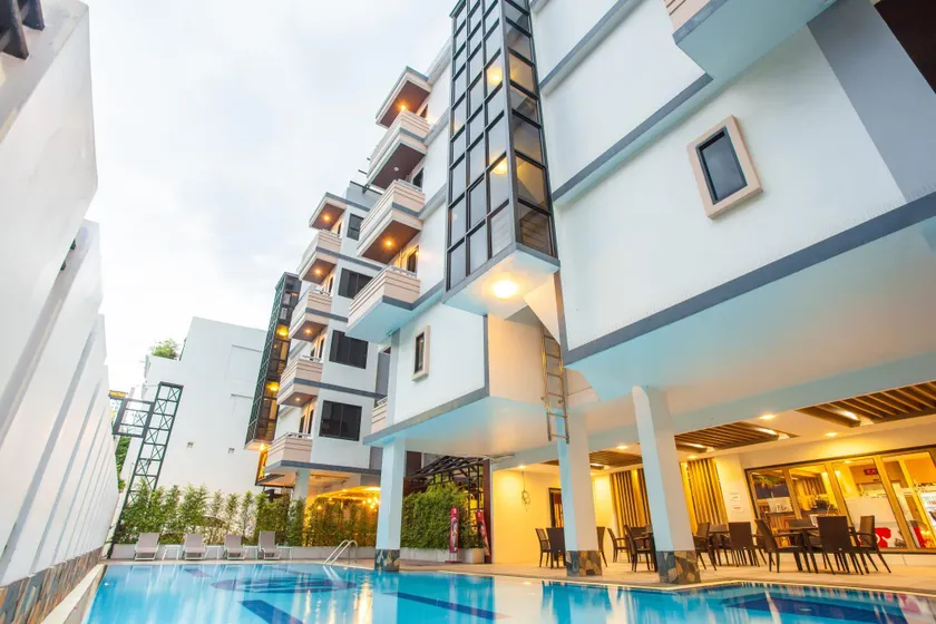 New Siam Palace Ville Hotel - Image 1