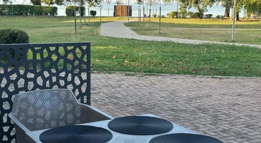 Zamárdi Parti Apartman - Image 1