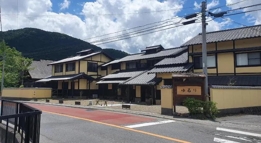 素泊り旅館 Yururi - Image 1