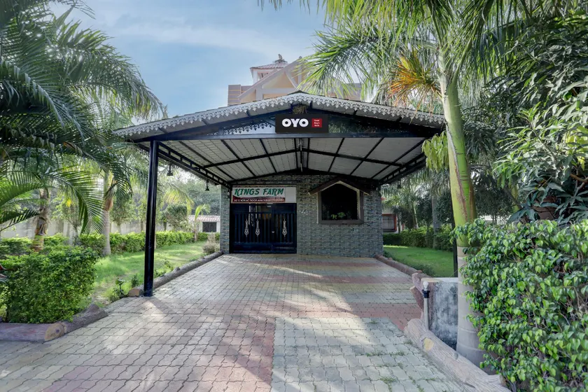 Hotel O Kings Farm - Image 1