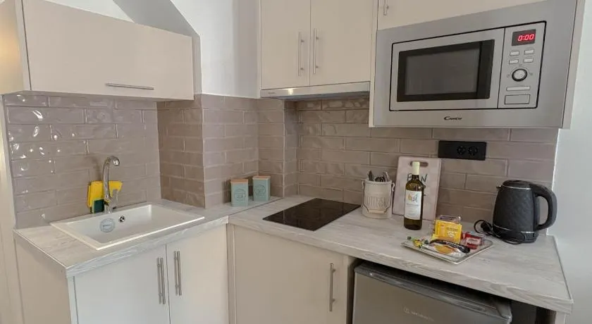 Atsiki's 89 Apartments - Image 1