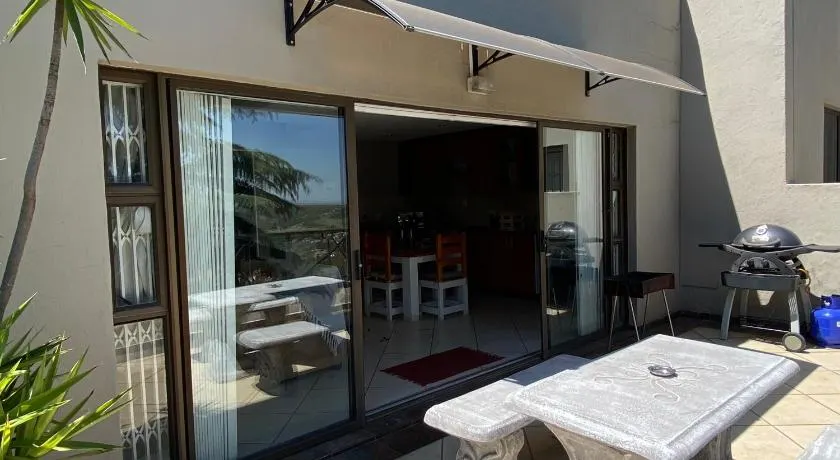 Glenvista Home with a View - Image 1