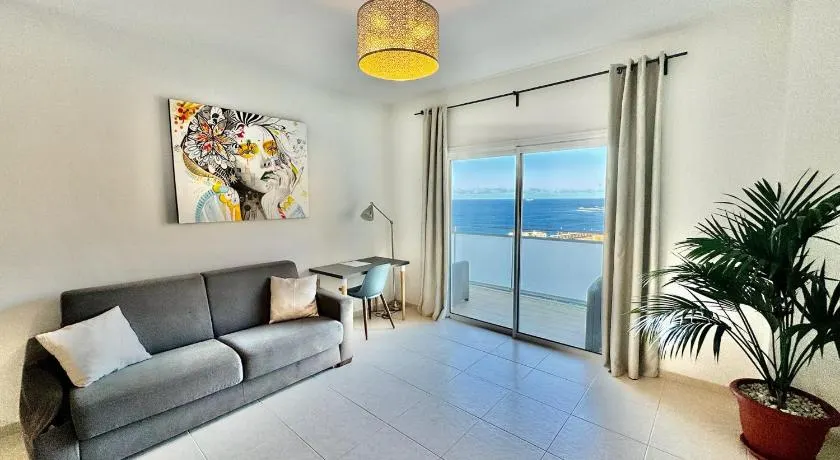 El ático Parosa 'con vistas al mar' - Image 1