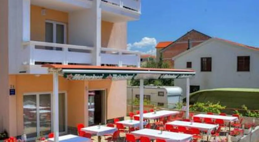 Villa D&I - Image 1