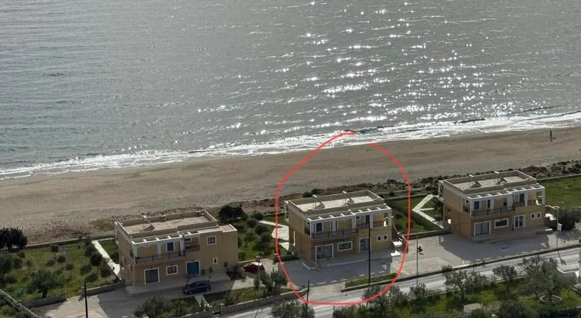 Beachfront Apartments - Image 1