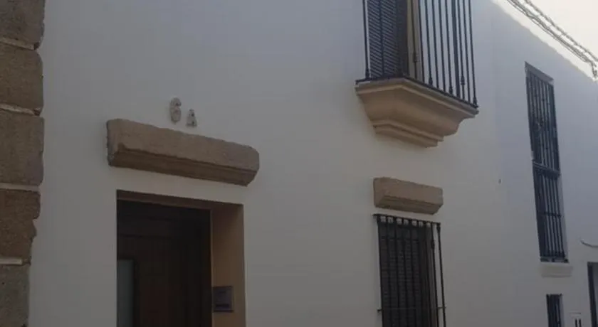 ENTRE TORRES - Image 1