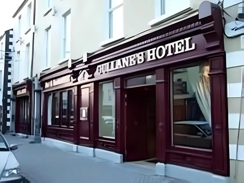 Gullane's Hotel - Image 1