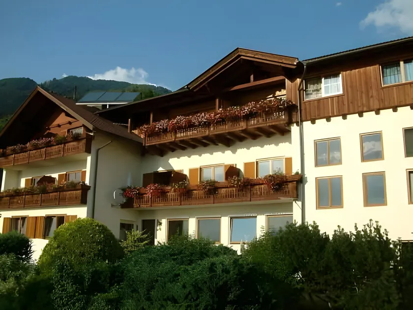 Frühstückspension Götzfried-Hof - Image 1