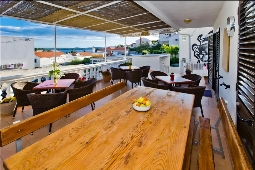 Luka's Lodge Guesthouse & Hostel - Image 1