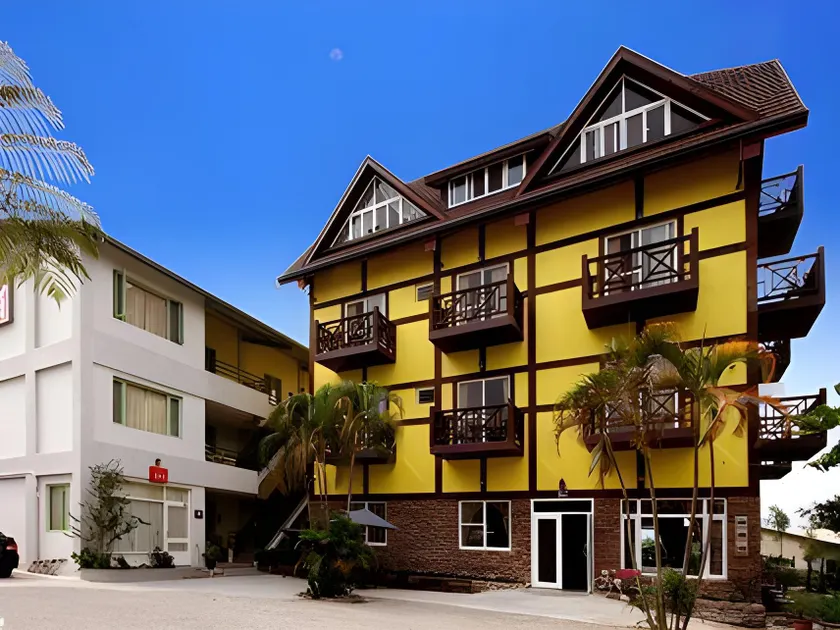 Pulicity Villa B&B - Image 1