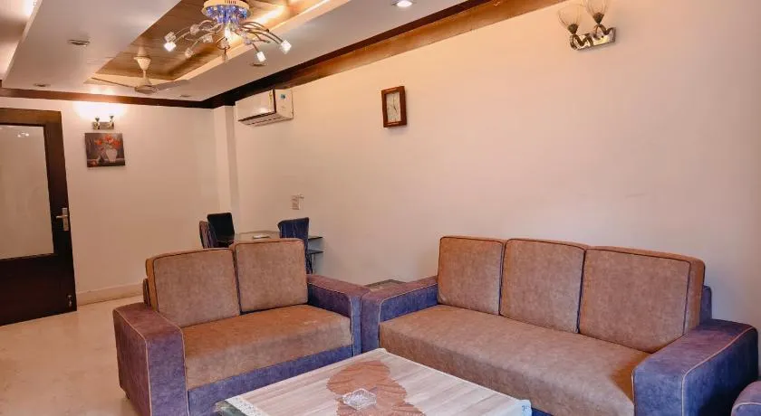 Hostmystay- 3bhk apartment!Greater kailash 1 - Image 1