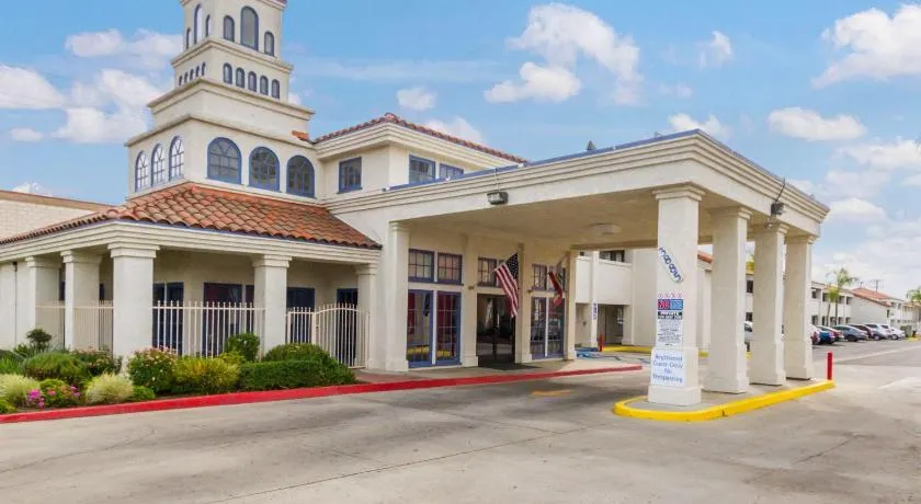 Motel 6 Hemet - Image 1