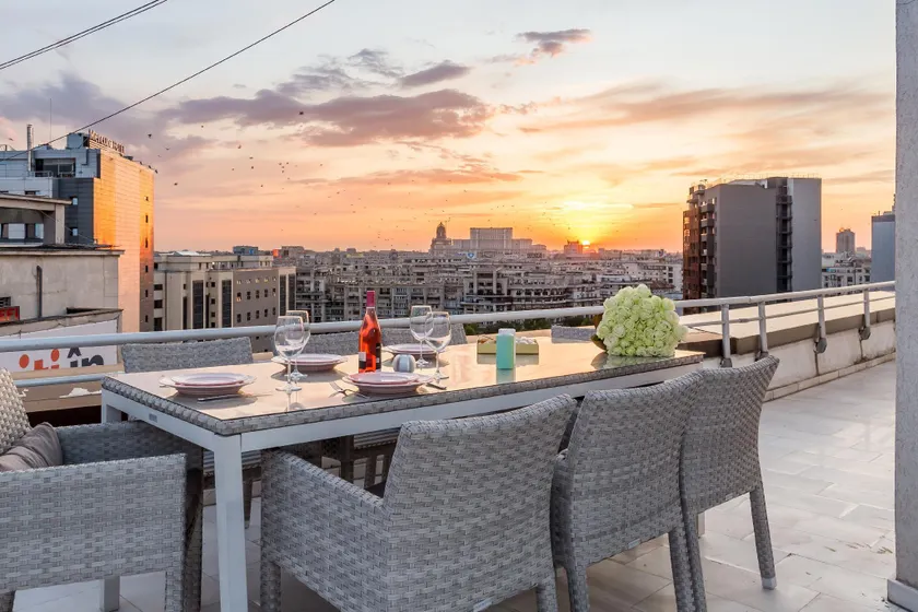 Parliament Penthouse - Image 1